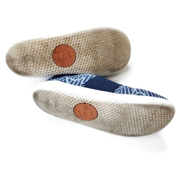 Livie & Luca 12 Blue Star Lynx "Denim Star" Mesh Sneakers - Picture 6 of 7